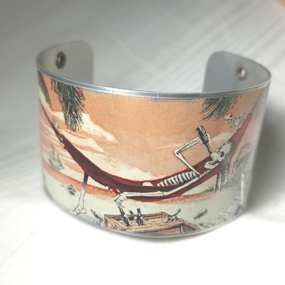 Vintage Skeleton Hammock Drinking Beer Bracelet